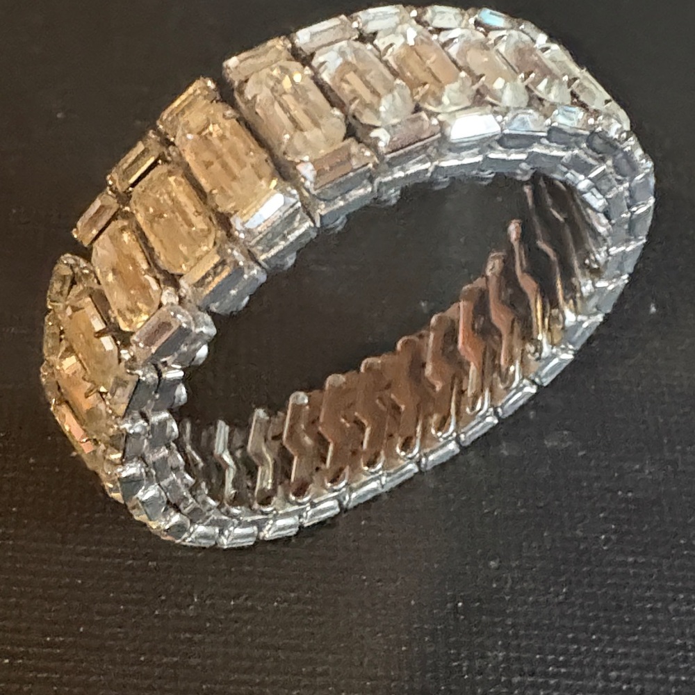 Silver Rhinestone Stretch bracelet - Picture 3 of 4